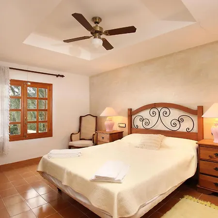 Traditionelle In Der Naehe Von By Interhome Holiday home *