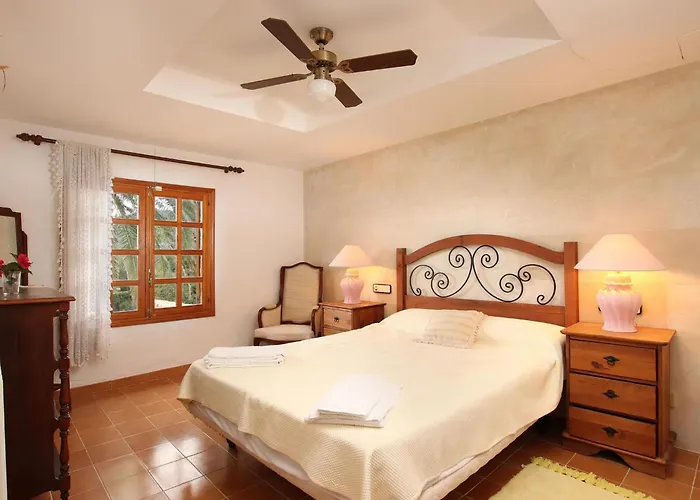 Traditionelle In Der Naehe Von By Interhome Holiday home *