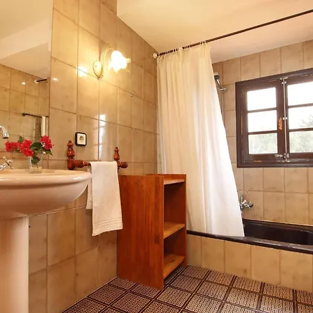 Traditionelle In Der Naehe Von By Interhome Pollença