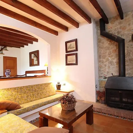 Traditionelle In Der Naehe Von By Interhome Pollença