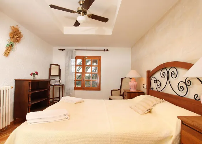 Traditionelle In Der Naehe Von By Interhome Сasa de vacaciones